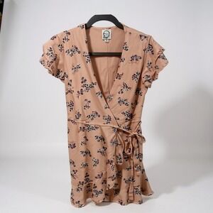 Blue Rain light pink floral wrap‎ dress M
